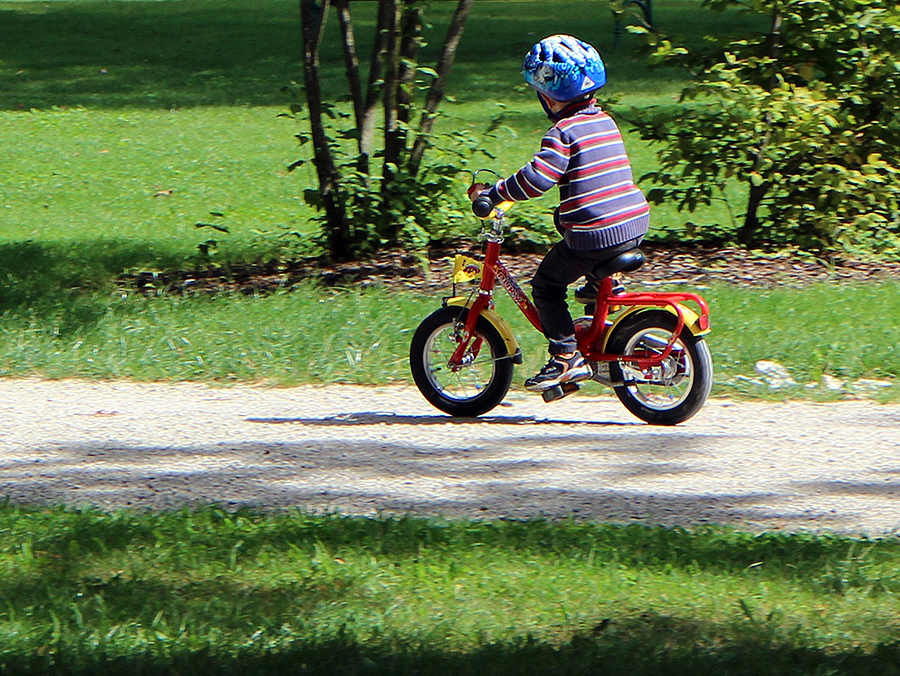 Mit Kindern Radfahren für Eltern und in der Schule